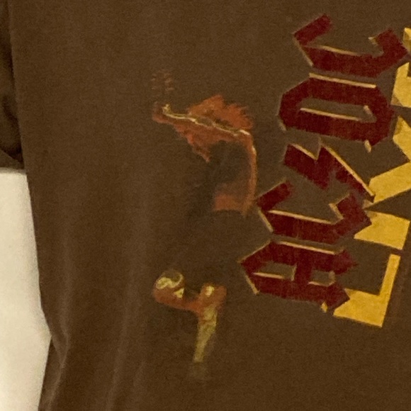 Vtg. 2005 AC/DC concert tee size large - Picture 14 of 14